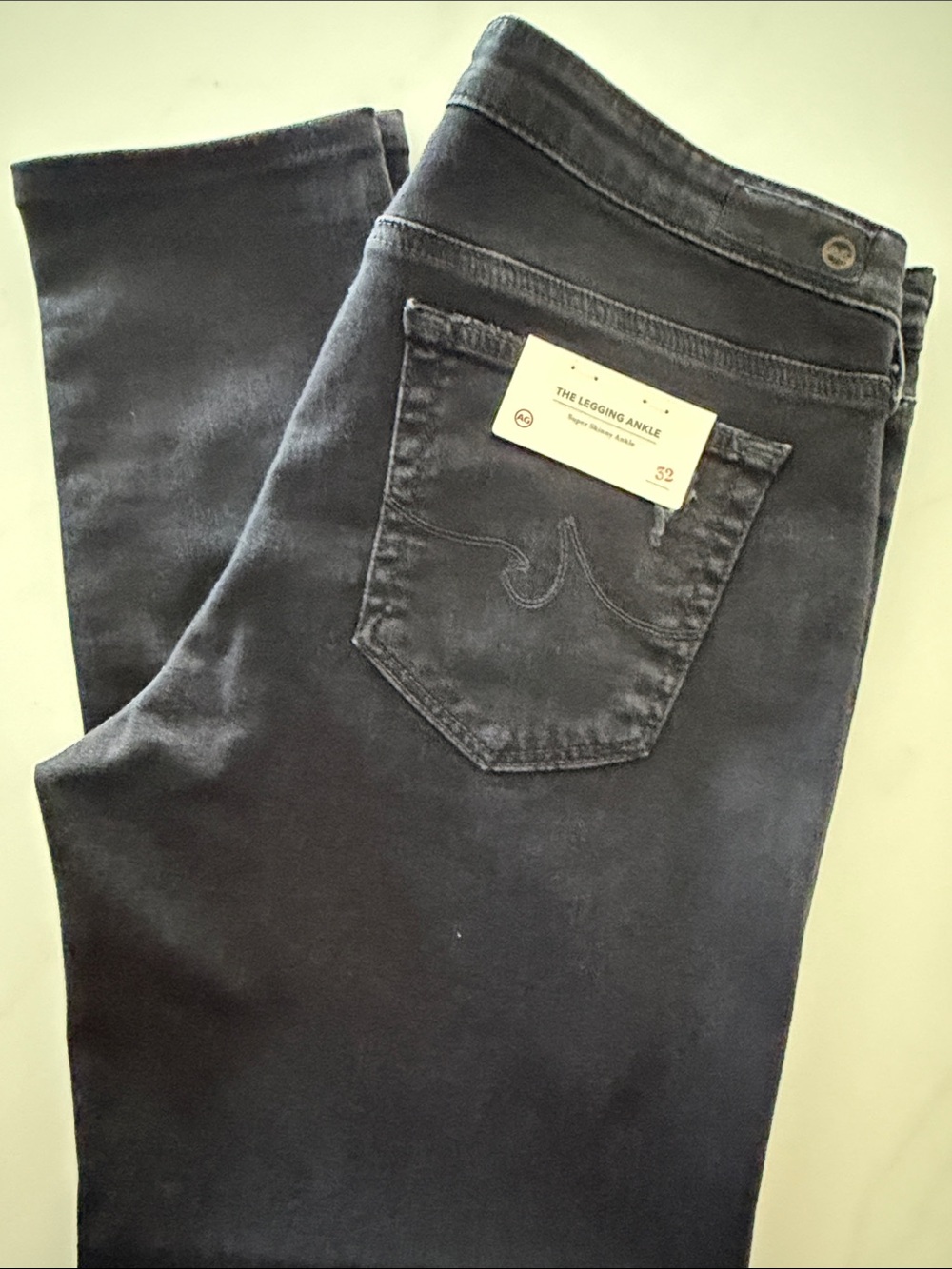 AG Adriano Goldschmied Women’s Legging Ankle Jean- Super Skinny Ankle in Black.
